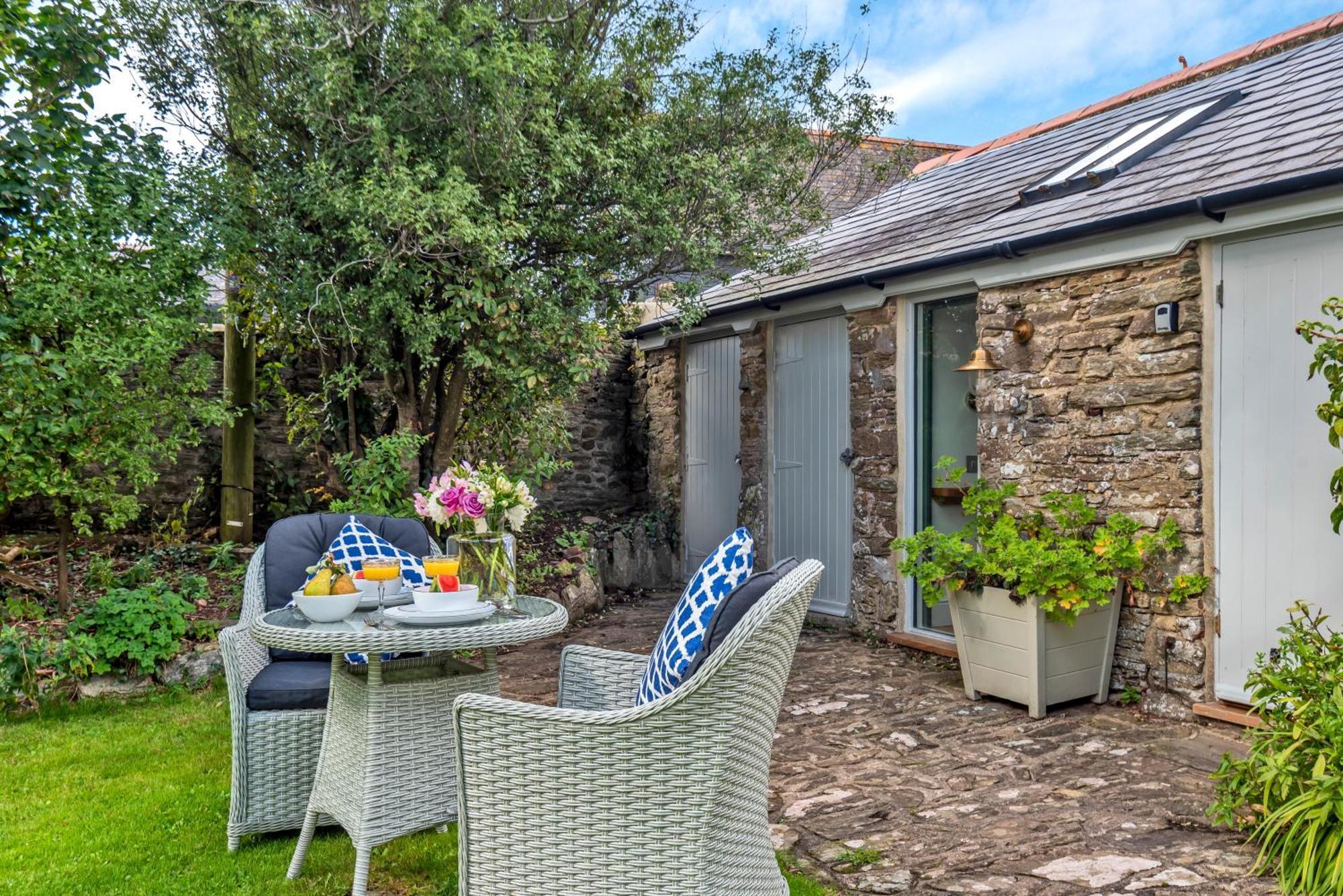 The Secret Garden Villa Malborough ภายนอก รูปภาพ